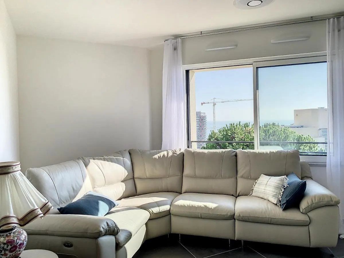 2Br Apartment With Parking Near Monaco Beausoleil Frankrig