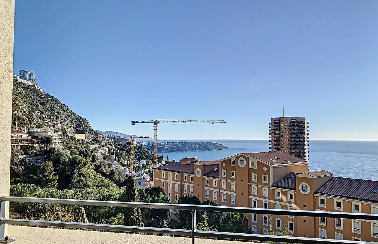 2Br Apartment With Parking Near Monaco Beausoleil 0*,  Frankrig