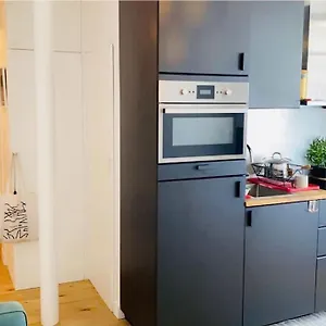 appartement-cosy-tour-eiffel-a-pied.fr-paris.fr/